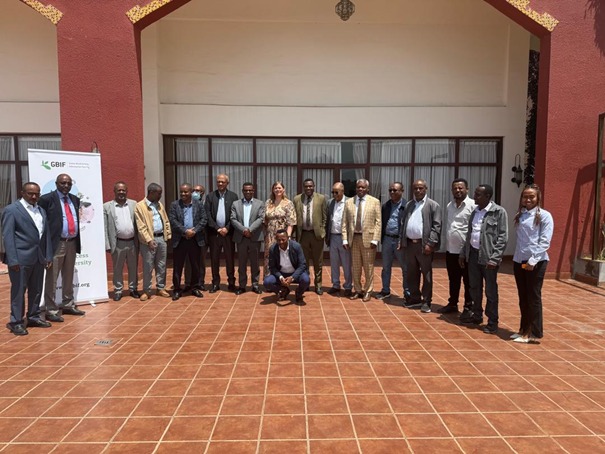Group photo of the participants in the workshop